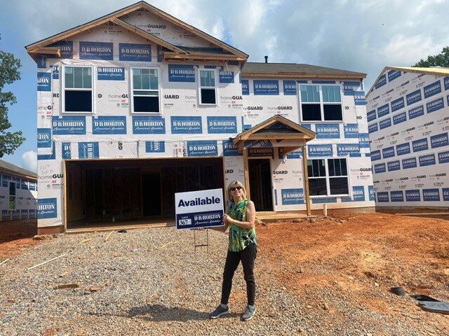 Greenville - Sally on site at a house Greenville - Sally on site at a house